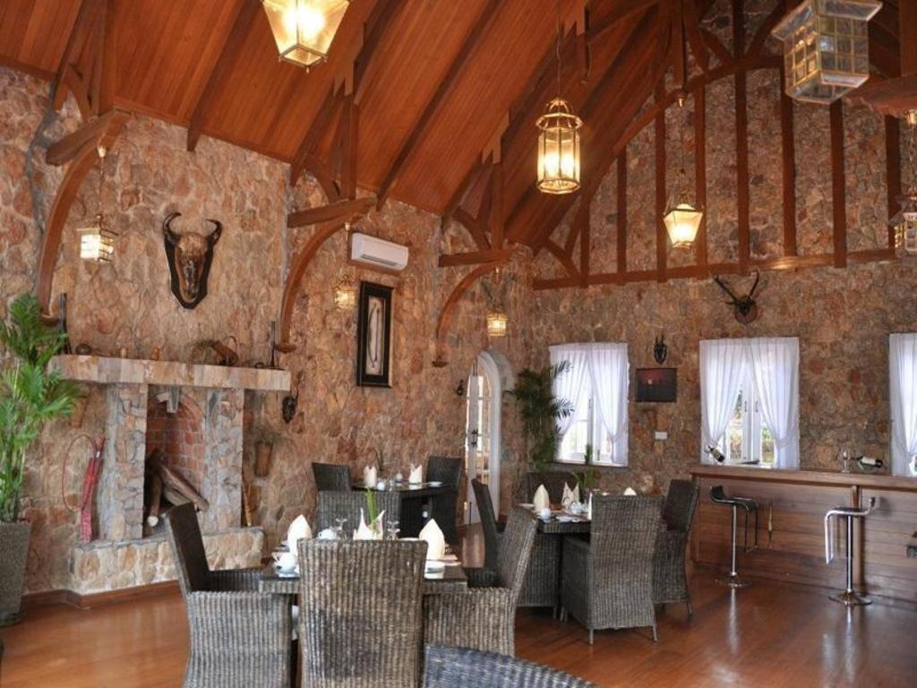 Royal Kalaw Hills Resort Exteriör bild