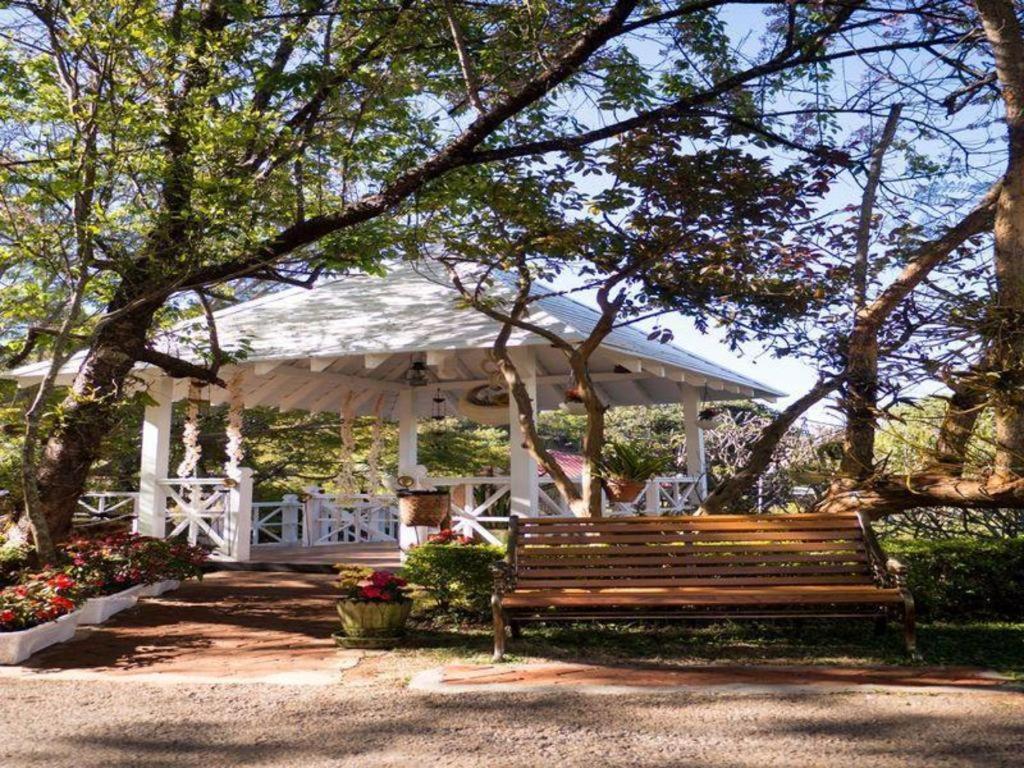 Royal Kalaw Hills Resort Exteriör bild