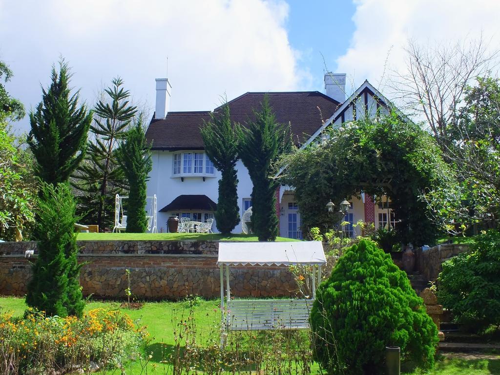 Royal Kalaw Hills Resort Exteriör bild